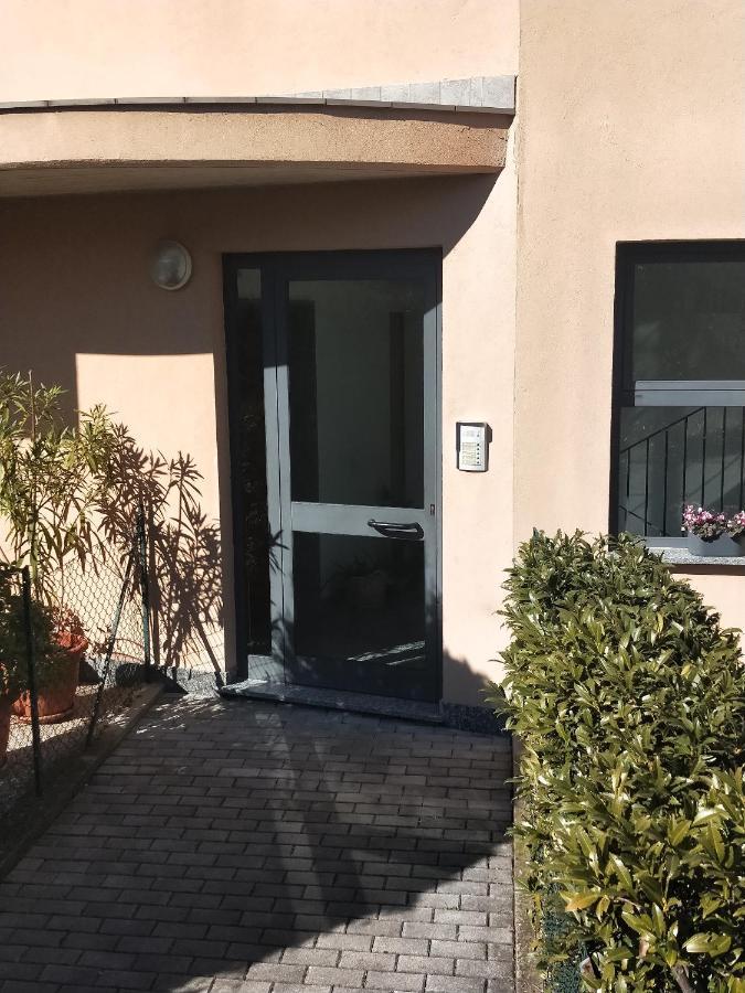 La Casa Del Cuore - Luxury Apartment Olgiate Comasco Buitenkant foto